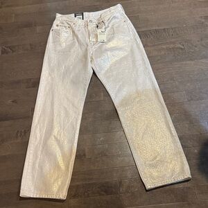 NWT Women’s Shimmering Cream Levi’s Jeans